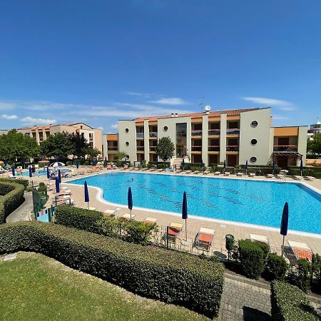 Villaggio Ai Ginepri - Agenzia Cocal Каорле Экстерьер фото