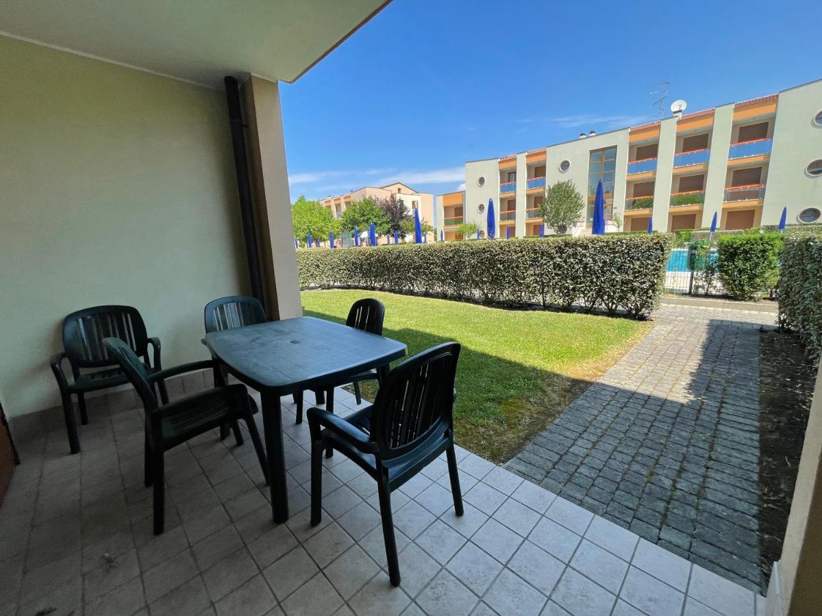 Villaggio Ai Ginepri - Agenzia Cocal Каорле Экстерьер фото